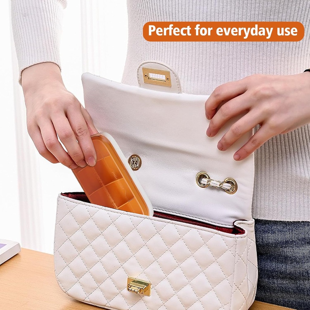 travel-pill-organizer-1packpocket-pharma-4.jpg