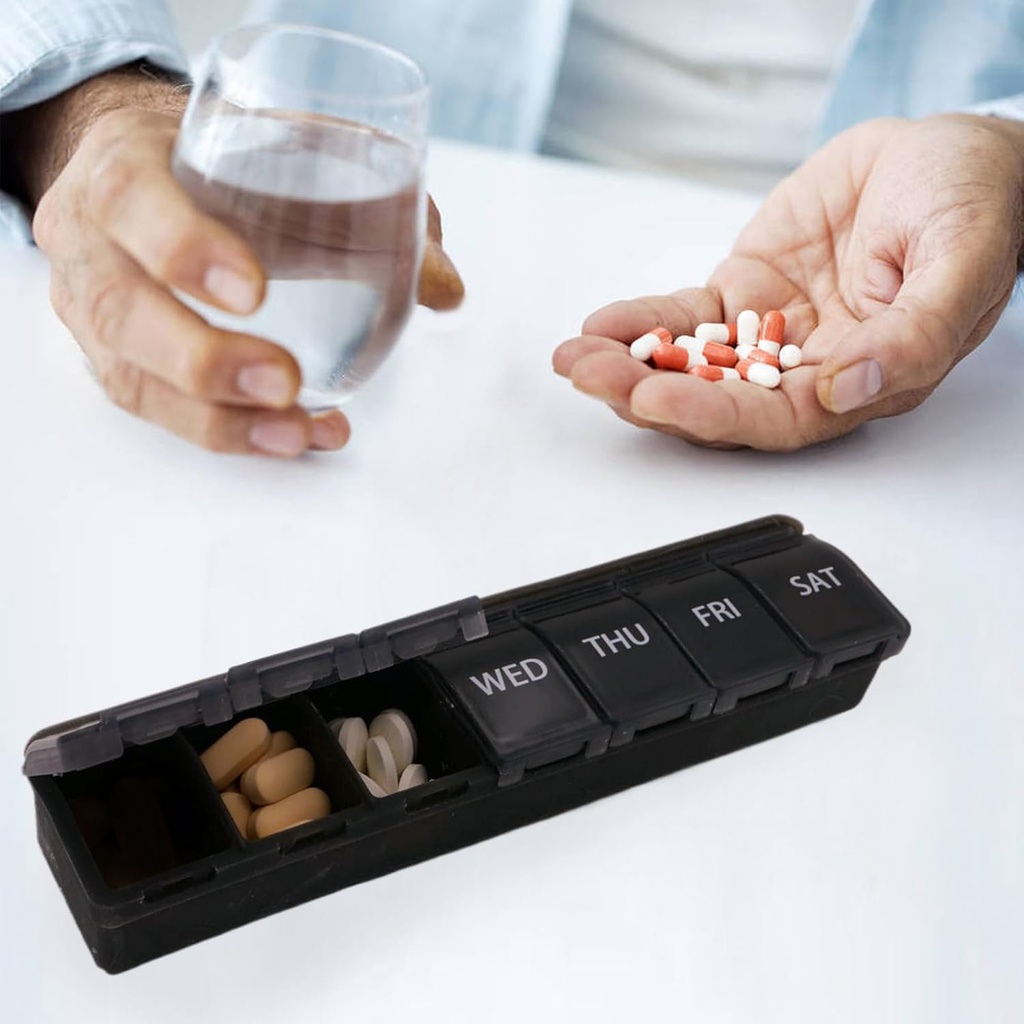silicone-weekly-pill-organizer-7-day-pil-6.jpg