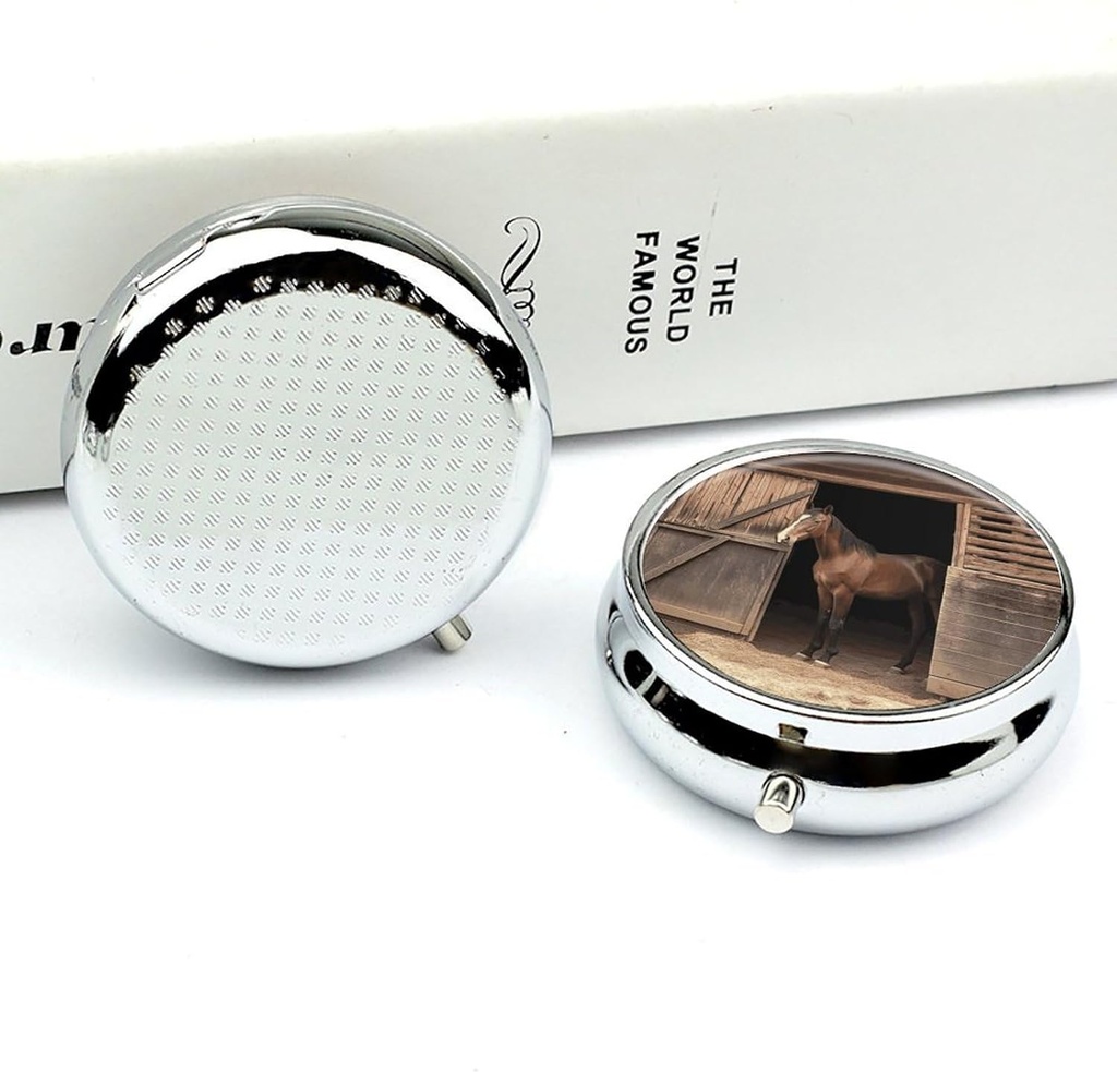 round-pill-case-3-compartment-barn-horse-5.jpg
