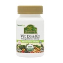 Natures Plus Bron van Life Garden Vitamine D3 & K2-60 Vegan Capsules - Bevordert botondersteuning, immuunfunctie, cardiovasculaire gezondheid en vochtbalans - Veganistisch, glutenvrij - 60 porties