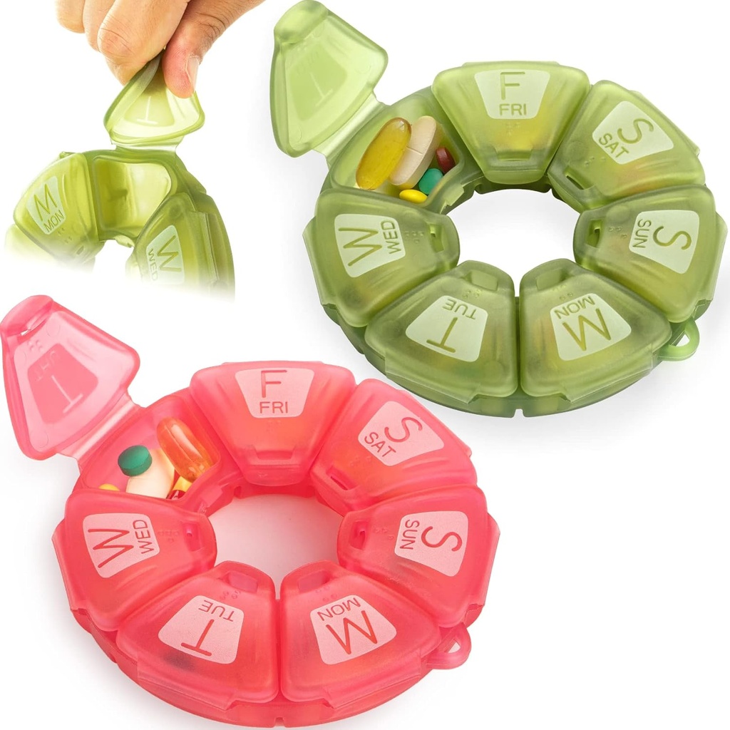 Ronde Wekelijkse Pillen Organisator, TPU Gegummeerde, Reizen Pillen Container 7 Dag, met 7 Grote Compartementen, Groot voor Dagelijkse Vitaminen & Supplementen, Schattige Pillen Case met Grote Letters en Braille (2 stuks)