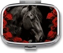 Black Horse op een achtergrond van rode rozen pil Box 2 Compartiment Portable Pill Case Daily Square pil Organizer voor Pocket Purse dagelijkse geneeskunde Container om vitamines Visolie reizen Gifts