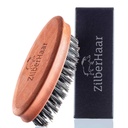 Pince à moustache et brosse à barbe ZilberHaar - Petit pinceau Stiff Boar Brisles - Outil de grooming à barbe parfait - Soulage la démangeaison de barbe - Short and Medium - Fabriqué en Europe