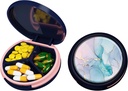 Serfeymi Small Pill Box - 3 Compartments Portable Pill Box for Purse Pocket, Compact Mini Travel Pill Case - Geschikt voor geneeskunde, vitamine, visolie, supplementen - Donkerblauw(Marmer)